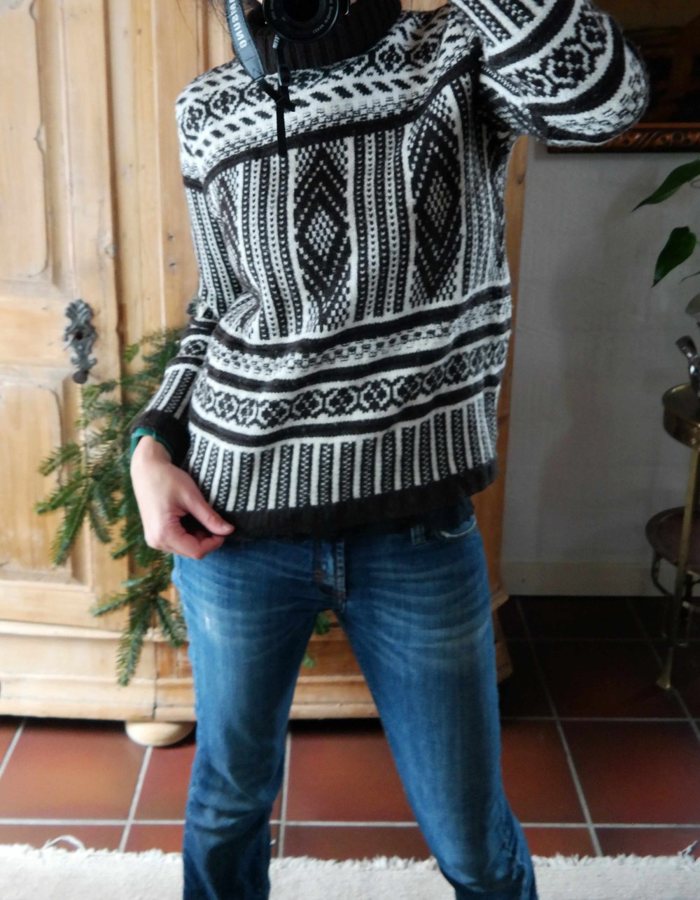 Merino Wolle Pullover Rollkragen Muster Wollpullover gemustert weiß braun M 38