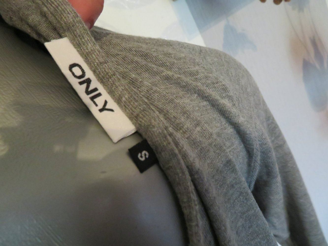 ONLY - Damen langarm Shirt Rückenfrei Größe S von Only (Nr613) ::  Kleiderkorb.ch