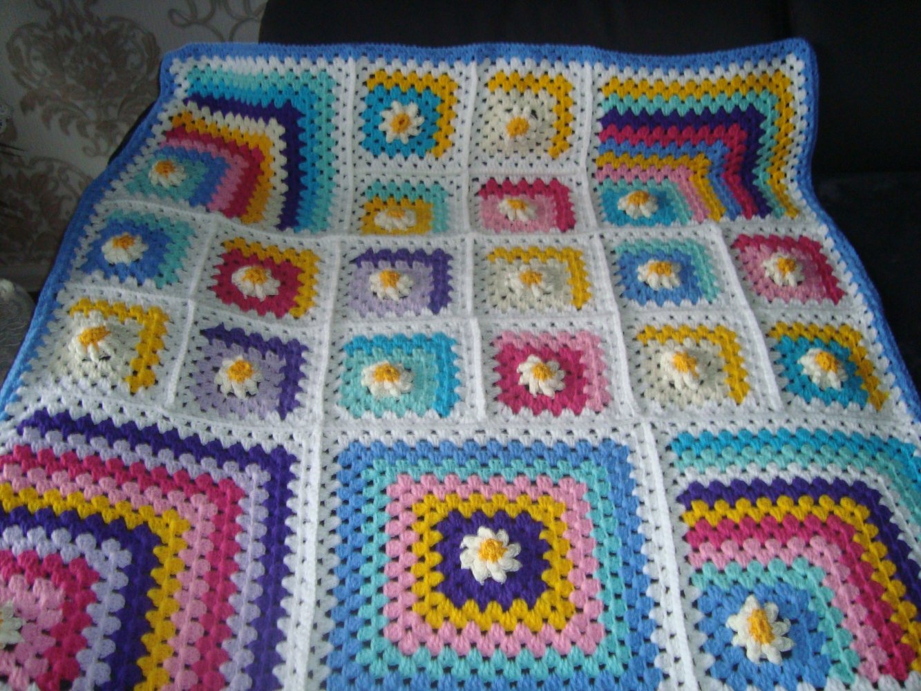 -Granny Square Decke