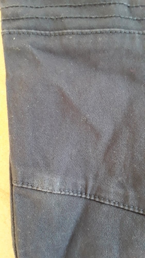 dunkelblaue Chinohose / Jeans in Gr. 110 von Topolino